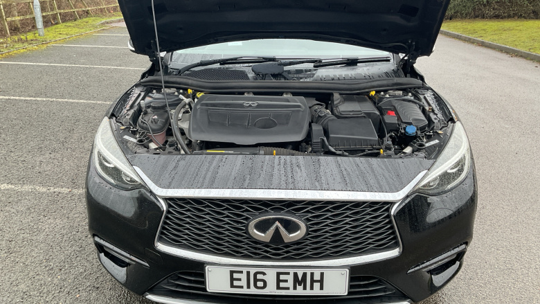 Infiniti Q30 1.5d Business Executive 5dr Diesel Hatchback